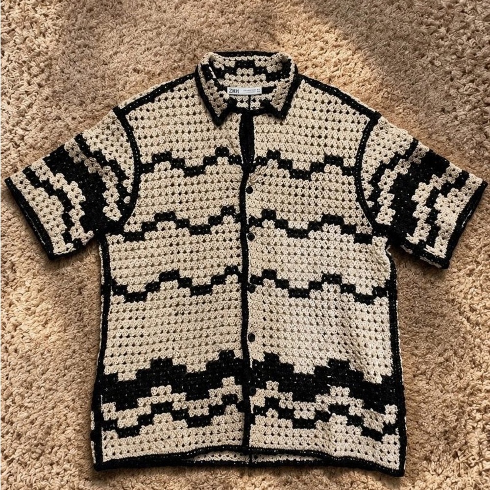 ZARA Black & Cream Crochet Button-Up Short Sleeve Shirt